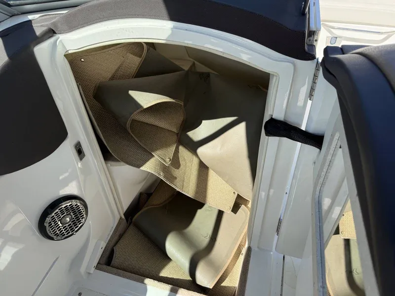 Slide: The Image of Cobalt A28 2014 - 13