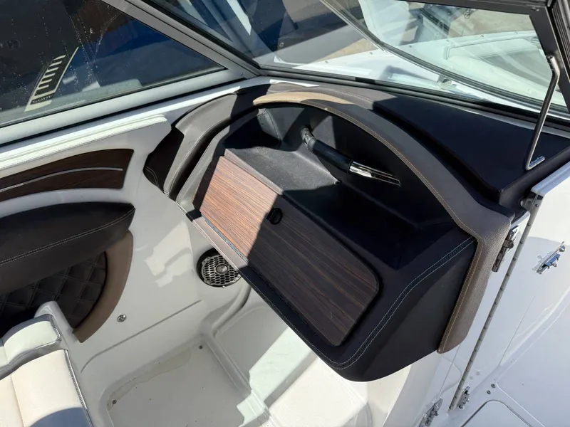 Slide: The Image of Cobalt A28 2014 - 16