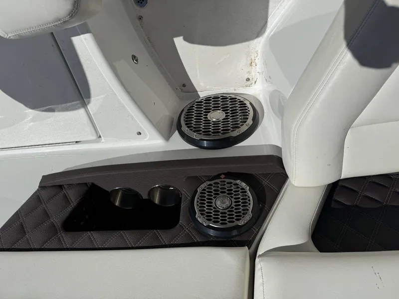 Slide: The Image of Cobalt A28 2014 - 17