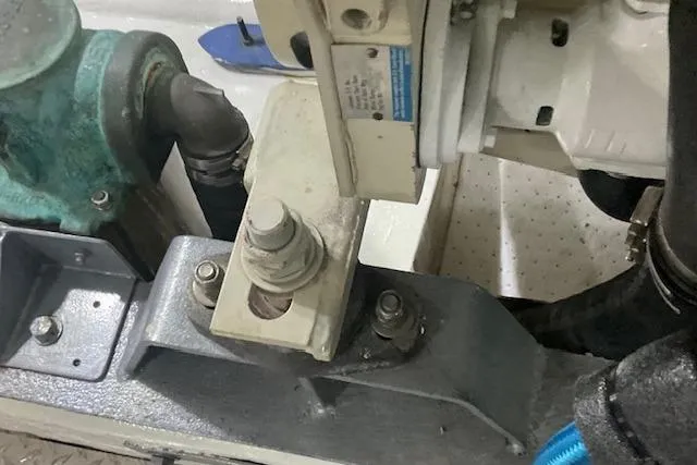 Slide: The Image of Engine component of a 1996 Jefferson 52 Rivanna Cockpit MY boat. - 75