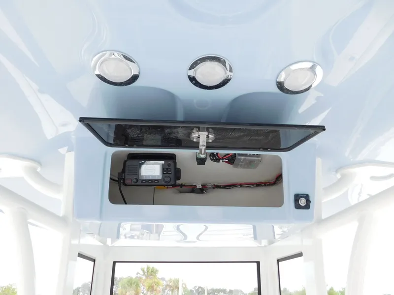 Slide: The Image of Parker Marine Fathom 274 2026 - 11