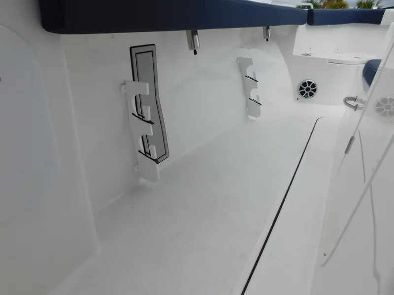 Slide: The Image of Parker Marine Fathom 274 2026 - 14