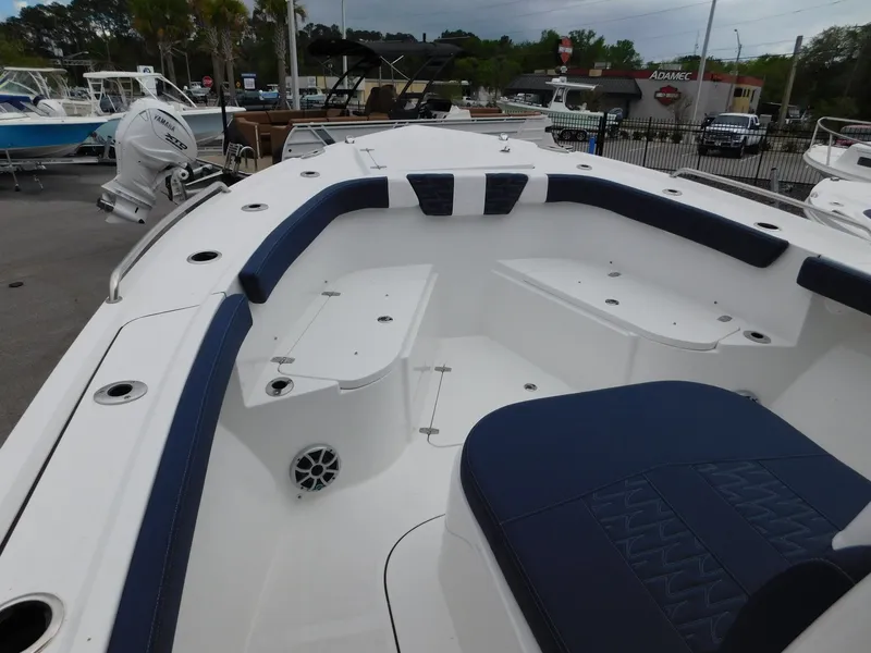 Slide: The Image of Parker Marine Fathom 274 2026 - 16