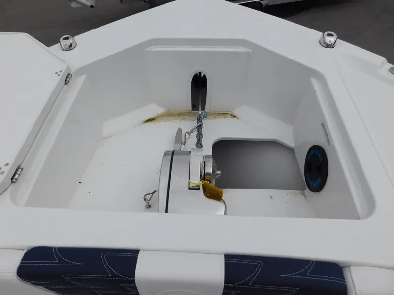 Slide: The Image of Parker Marine Fathom 274 2026 - 17