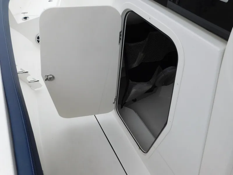 Slide: The Image of Parker Marine Fathom 274 2026 - 22