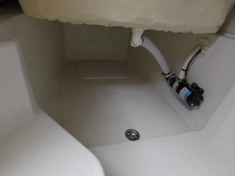 Slide: The Image of Parker Marine Fathom 274 2026 - 24