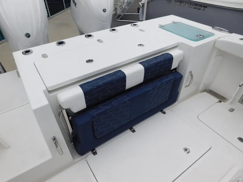 Slide: The Image of Parker Marine Fathom 274 2026 - 7