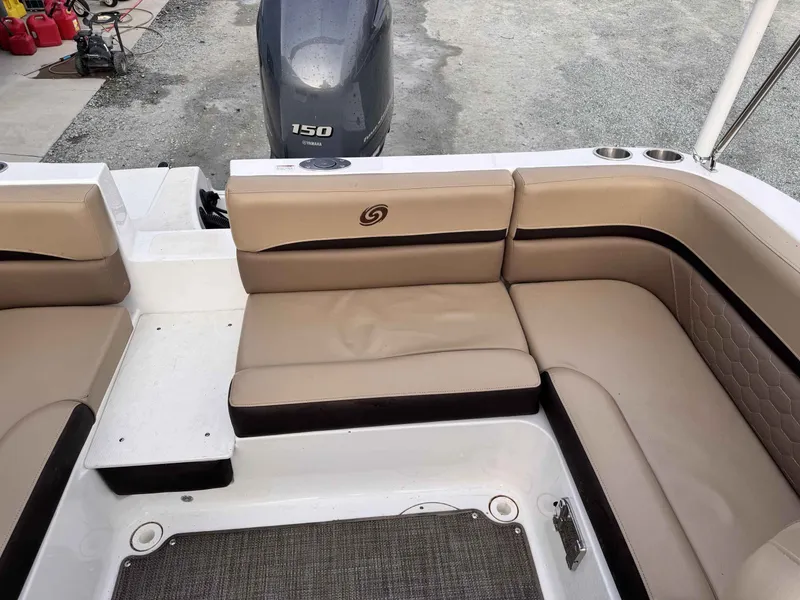 Slide: The Image of Hurricane 192 SS 2020 - 16