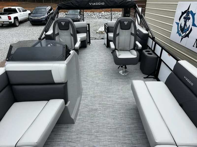 Slide: The Image of Viaggio Lago V 20 U-HONDA 115 2026 - 4