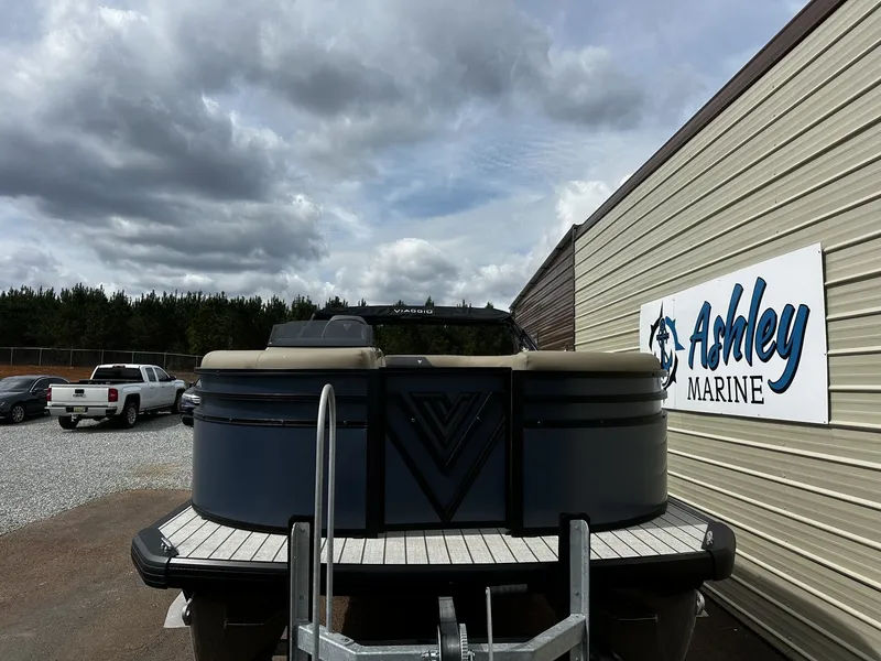 The Image of Viaggio Lago V 20 C-HONDA 115 2026 - 1