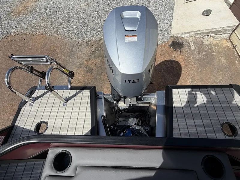 Slide: The Image of Viaggio Lago V-F 20 2026 - 10