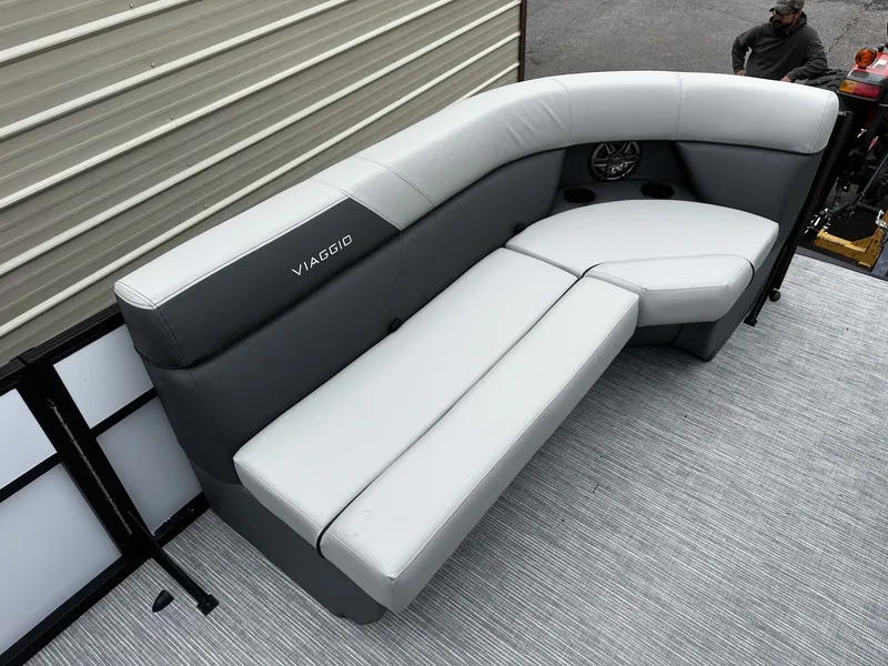 Slide: The Image of Viaggio Lago V-U 20 2026 - 5