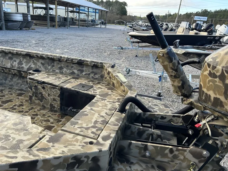 Slide: The Image of Excel 1751 Viper F4 2026 - 5