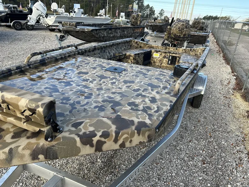 Slide: The Image of Excel 1751 Viper F4 2026 - 7