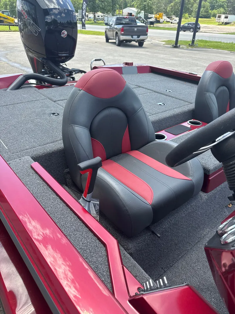 Slide: The Image of Vexus AVX1980 2025 - 17