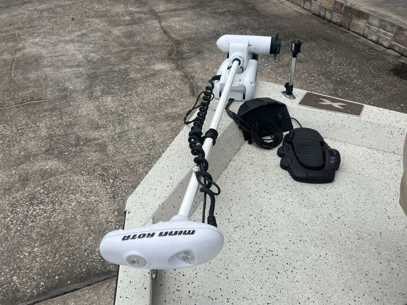 Slide: The Image of Xpress H20B Bay 2021 - 15