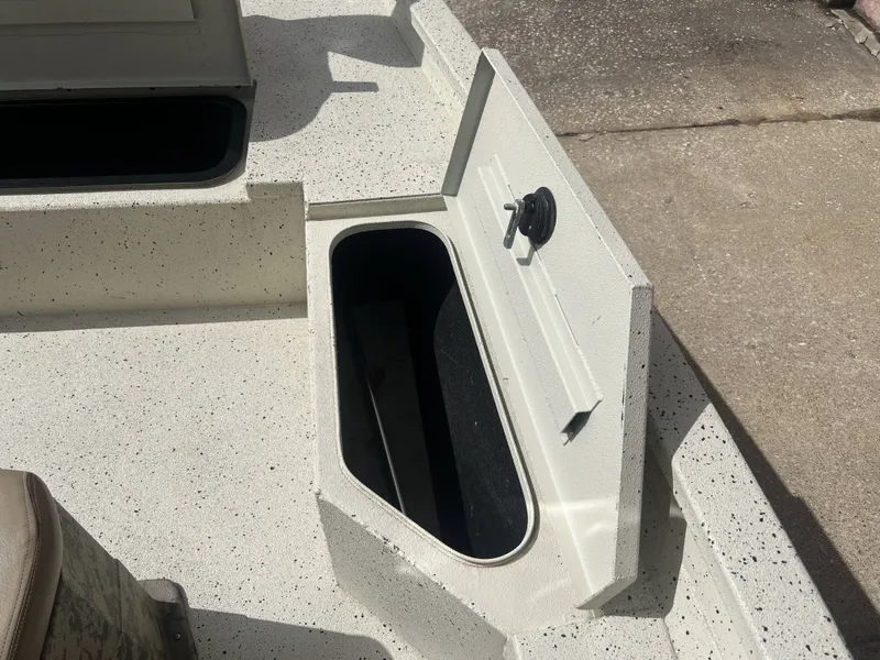 Slide: The Image of Xpress H20B Bay 2021 - 20