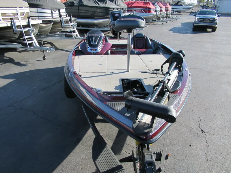 Slide: The Image of Ranger Z518 C 2017 - 8