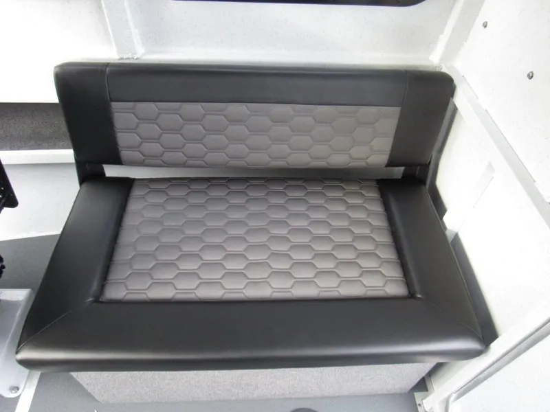 Slide: The Image of North River 25 Seahawk HT 2026 - 16