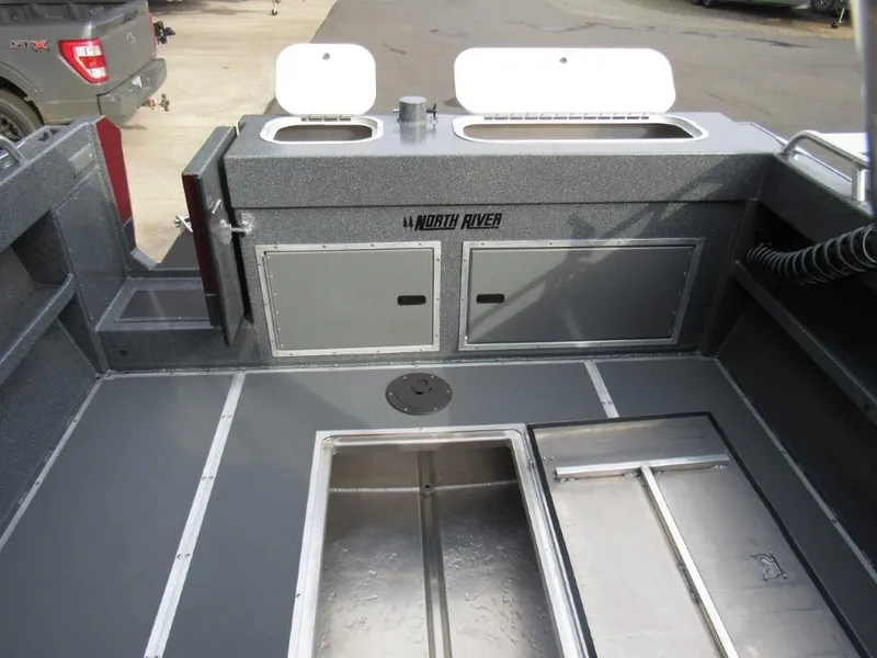 Slide: The Image of North River 22' Seahawk 2026 - 11