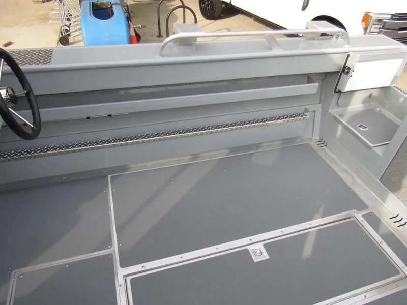 Slide: The Image of Hewescraft 240 Ocean Pro HT 2026 - 10