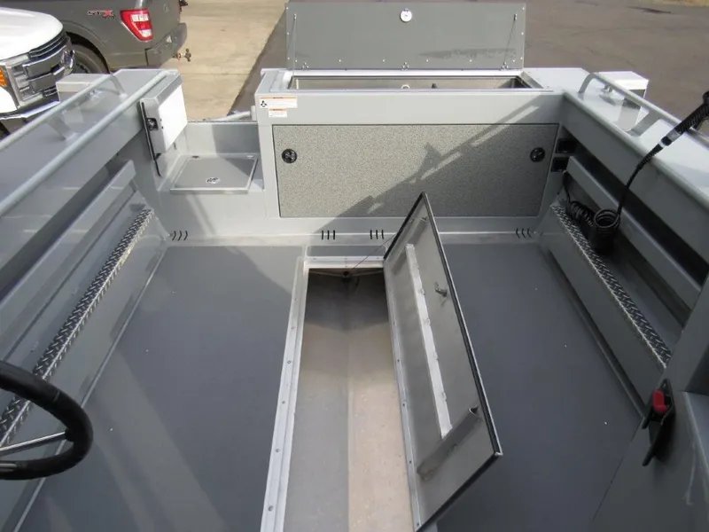 Slide: The Image of Hewescraft 240 Ocean Pro HT 2026 - 11