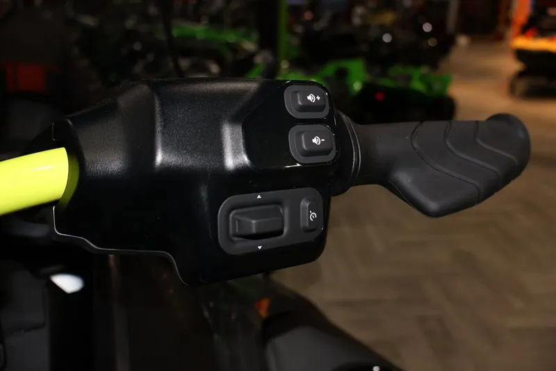 Slide: The Image of Sea-Doo Explorer Pro 230 2026 - 10