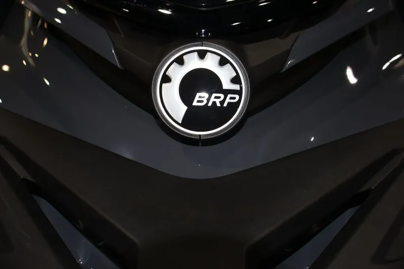 Slide: The Image of Sea-Doo Explorer Pro 230 2026 - 5