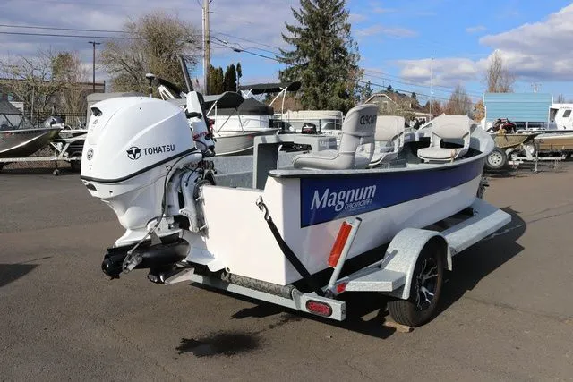 Slide: The Image of ClackaCraft Powerdrifter 17' 2025 - 16