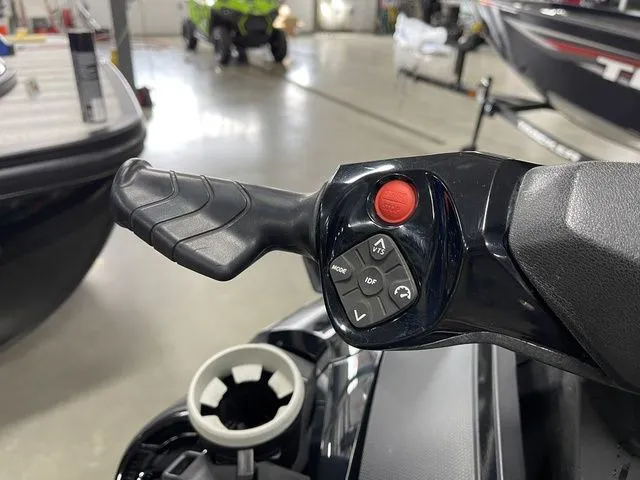 Slide: The Image of Sea-Doo GTX 230 IBR & Sound System 2021 - 17