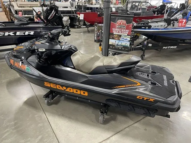 Slide: The Image of Sea-Doo GTX 230 IBR & Sound System 2021 - 4