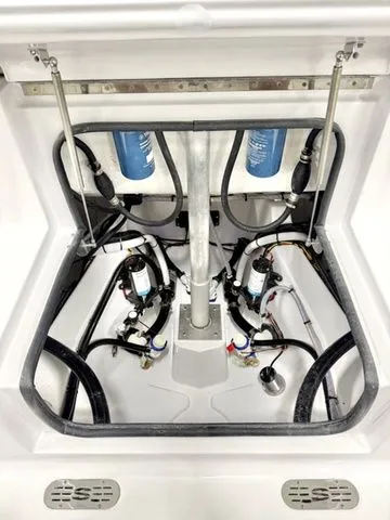 Slide: The Image of Sportsman Heritage 261 Center Console 2026 - 13