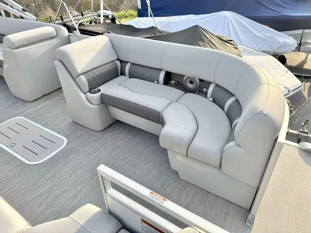 Slide: The Image of Bennington 23 LSB 2023 - 14