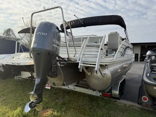 Slide: The Image of Bennington 23 LSB 2023 - 16