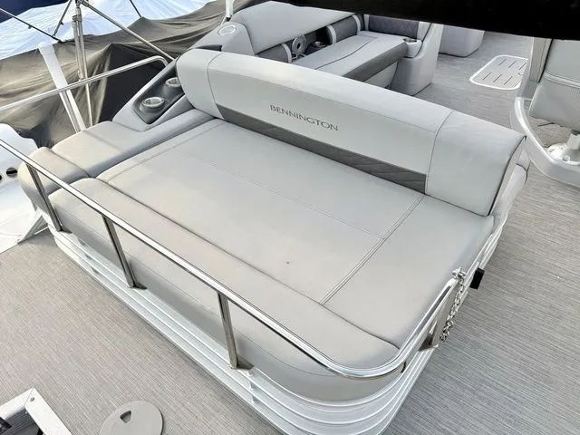 Slide: The Image of Bennington 23 LSB 2023 - 5