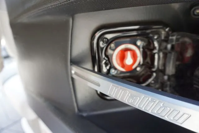 Slide: The Image of Malibu Wakesetter 25 LSV 2018 - 22