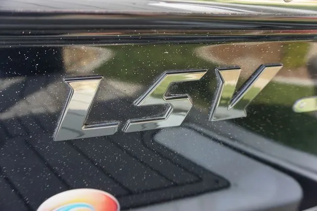 Slide: The Image of Malibu Wakesetter 25 LSV 2018 - 30