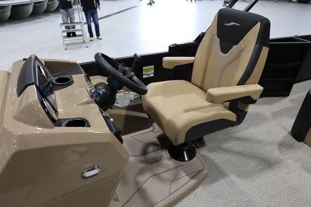 Slide: The Image of Evotti 523 CS 2026 - 8