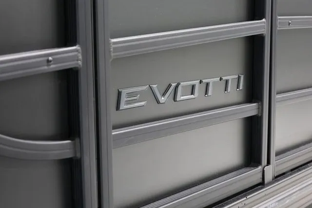 Slide: The Image of Evotti 521 QL 2026 - 3