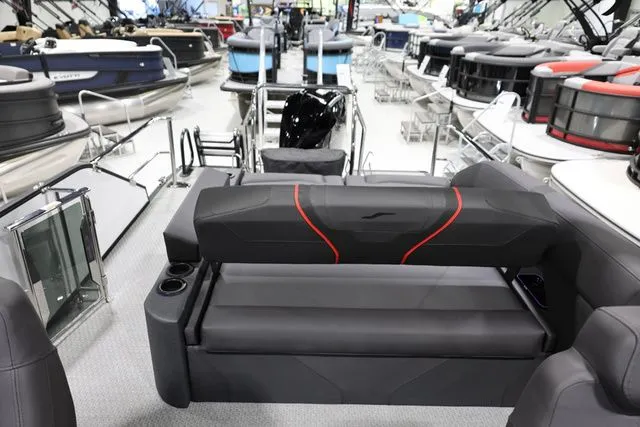 Slide: The Image of Evotti 723 CS 2026 - 15