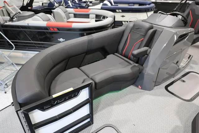 Slide: The Image of Evotti 723 CS 2026 - 9