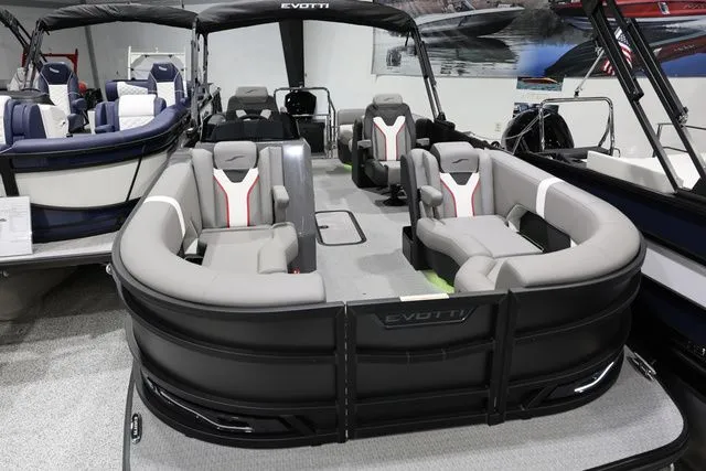 Slide: The Image of Evotti 721 QL 2026 - 3