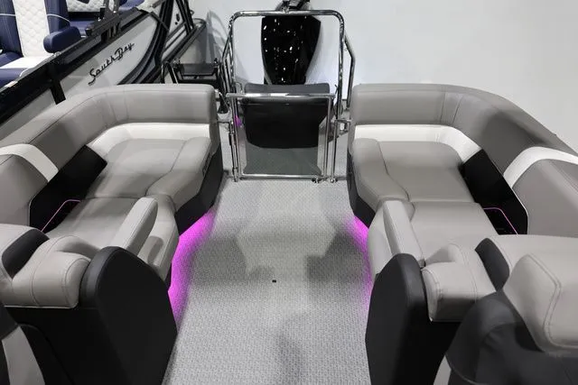 Slide: The Image of Evotti 721 QL 2026 - 9