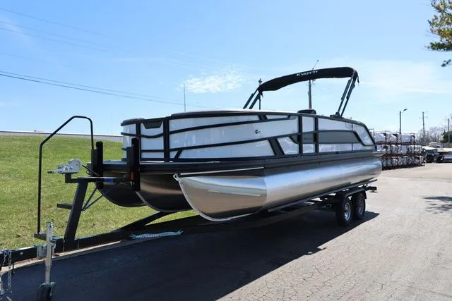 Slide: The Image of Evotti 523 CS 2026 - 4