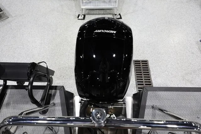 Slide: The Image of Evotti 523 CS OMNI Chaise 2026 - 22