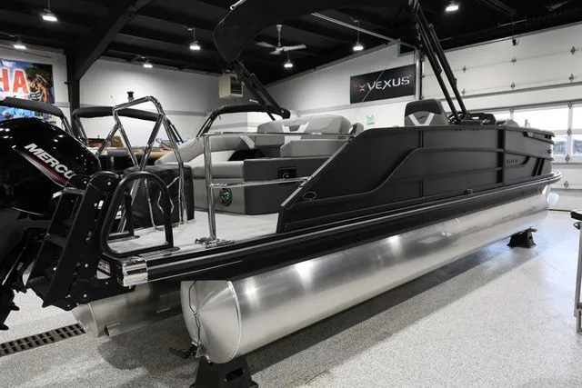 Slide: The Image of Evotti 523 CS OMNI Chaise 2026 - 5