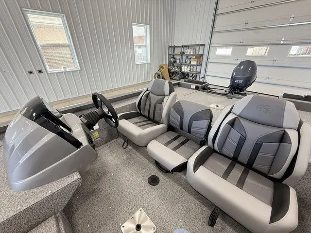 Slide: The Image of Yamaha SPORTSMAN 1710PFX 2026 VNL 2026 - 20