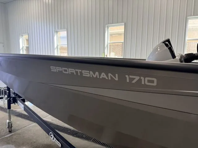 Slide: The Image of Yamaha SPORTSMAN 1710PFX 2026 VNL 2026 - 9