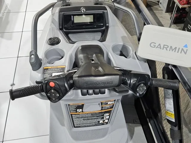 Slide: The Image of Sea-Doo Switch Cruise 18 2022 - 3