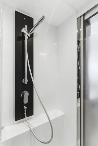 Slide: The Image of Leopard 53 Powercat 2025 - 18